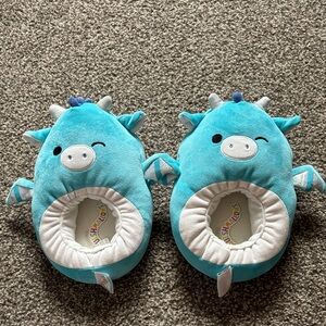 Squishmallows kids house slippers size 4-5